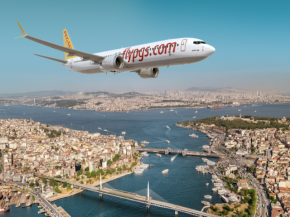 
Boeing et Pegasus Airlines ont annoncé hier que la principale compagnie low-cost de Turquie a passé une commande ferme de 100 a