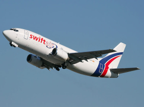 
Un avion cargo Boeing 737-400 de Swiftair s est écrasé à la périphérie de l aéroport de Vilnius en Lituanie, (VNO) tôt le 