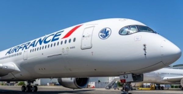 
Le groupe Air France-KLM a annoncé hier avoir finalisé l’acquisition d’une participation minoritaire de 19,9 % dans le capi