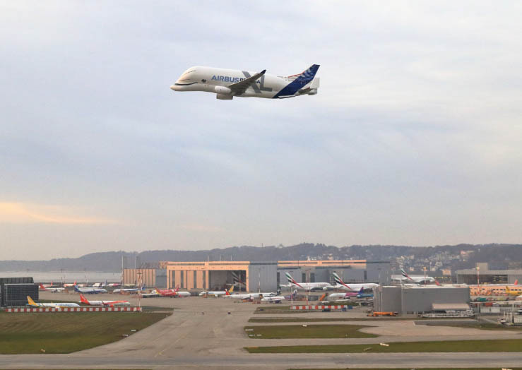 Le BelugaXL atterrit pour la première fois en Allemagne (photos) 2 Air Journal