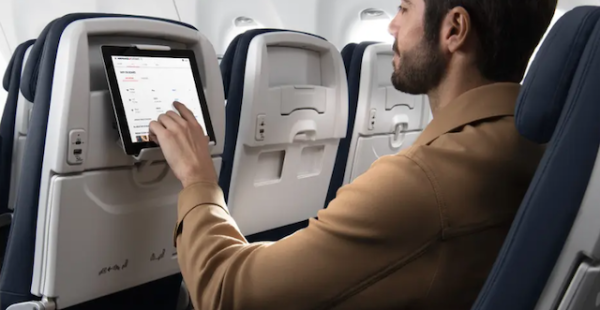 
Air France annonce son association avec Starlink pour offrir un Wi-Fi très haut débit et gratuit à bord de l ensemble de ses a