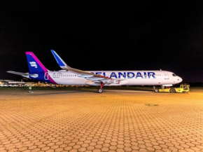 
Icelandair a partagé des photos de son premier Airbus A321neo (un A321LR) après avoir été peint aux couleurs de la compagnie 