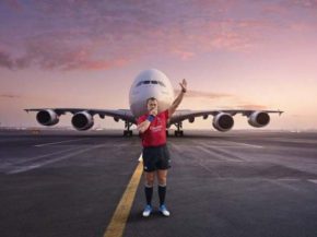 À l’occasion du lancement de la compétition de rugby, Emirates lance une campagne de vidéos mettant en scène le célèbre ar