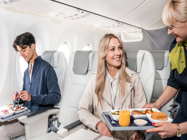 AirBaltic présente son nouveau menu de classe Affaires pour l'hiver 1 Air Journal