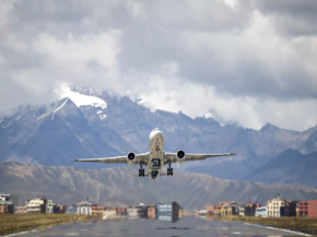 
L avion d essai en vol A330-900 d Airbus (MSN1795 / F-WTTN ) s est récemment envolé pour Toluca au Mexique, puis pour La Paz e