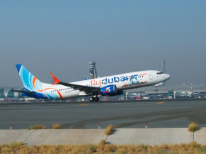 
À l occasion des 15 ans de son premier vol, flydubai a dévoilé une livrée commémorative spéciale sur l un de ses Boeing 737