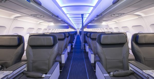 La compagnie régionale américaine Alaska Airlines a commencé à installer de nouvelles cabines Economique, Premium et First sur