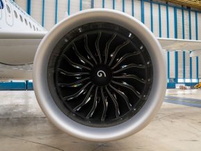 
AerCap, leader mondial de la location d avions, a passé une commande de 150 nouveaux moteurs CFM LEAP d une valeur d environ 3 m