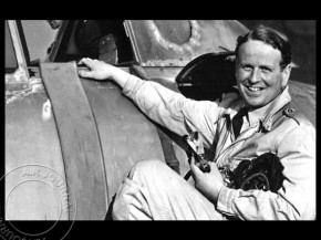 
Histoire de l’aviation – 25 octobre 1949. En ce mardi 25 octobre 1949, le pilote John Cunningham va prendre les commandes 