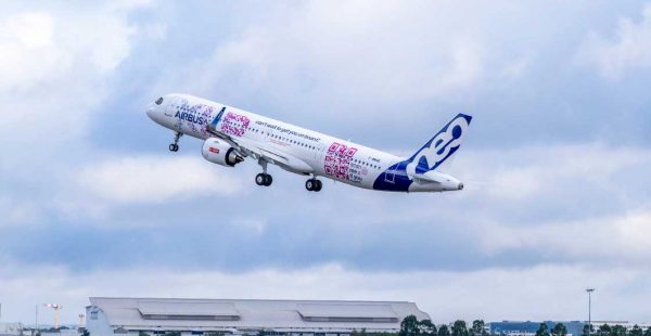 
Airbus a obtenu la certification européenne pour le dernier-né de sa famille d avions monocouloirs, l A321XLR, un avion spécia