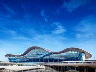 
Inauguré en novembre dernier, l aéroport international Zayed d Abu Dhabi, base de la compagnie aérienne Etihad Airways, ne cac