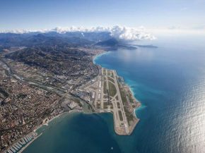 L’aéroport de Nice a présenté jeudi son   plan sanitaire » en prévision de la reprise du trafic aérien, avec en