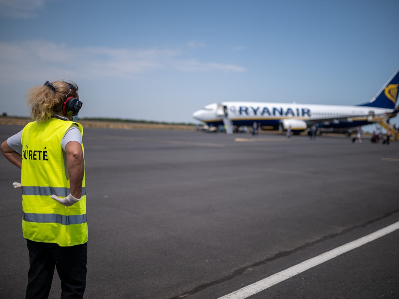 Hausse de la « taxe Chirac » au 1er janvier : Ryanair compte réduire ses activités de 50 % en France 1 Air Journal