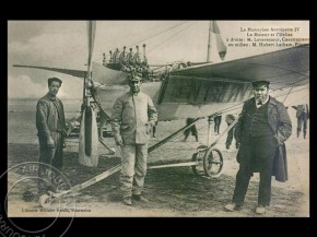 
Histoire de l’aviation – 9 octobre 1908. C’est dans le ciel de la ville d’Issy-les-Moulineaux, en région parisienne, qu