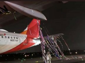 
La nuit de la Saint-Sylvestre, un Airbus 319-100 de la compagnie colombienne Avianca reliant les États-Unis à la Colombie est e