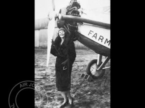 
Histoire de l’aviation – 1er décembre 1930. Il est exactement 13 h 05 quand on voit arriver sur les pistes d’atterriss