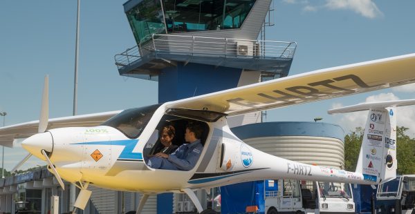 


En partenariat avec la Fédération Française Aéronautique (FFA), VINCI Airports a lancé ce 28 mai l’Electric Tour, un tou