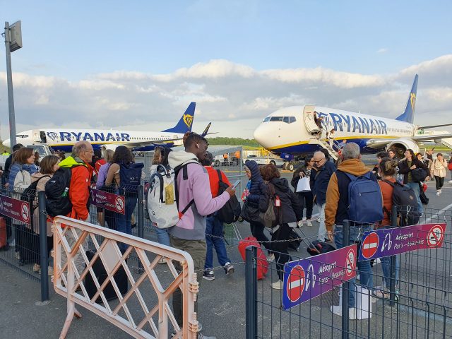 Ryanair dénonce les voyagistes qui surfacturent ses services 1 Air Journal