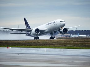 
Lufthansa Cargo a accueilli son 18e avion-cargo B777 à l aéroport de Francfort le samedi 17 août 2024.
L avion fret long-courr