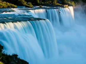 
Les chutes d eau, majestueuses et imposantes, offrent des spectacles naturels d une beauté à couper le souffle. Voici les cinq 