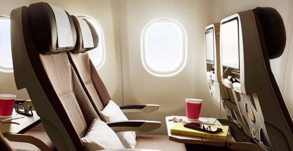
SWISS améliore propose un meilleur confort en classe Economie sur les vols long-courriers en permettant aux voyageurs la possibi