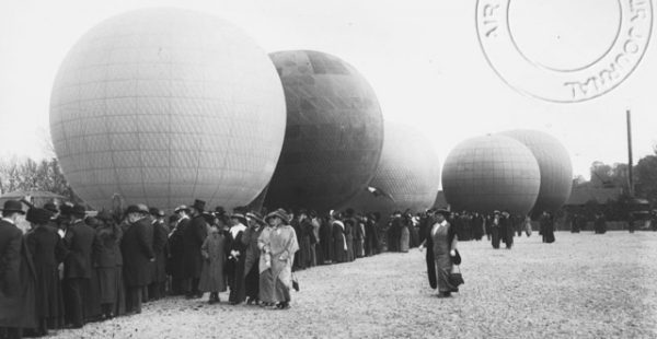 
Histoire de l’aviation – 15 novembre 1913. Pas moins de douze, c’est le nombre d’équipages qui sont engagés dans une c