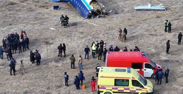 
Un Embraer E-190 d Azerbaijan Airlines s est écrasé hier dans l ouest du Kazakhstan avec 67 personnes à son bord, dont 38 sont