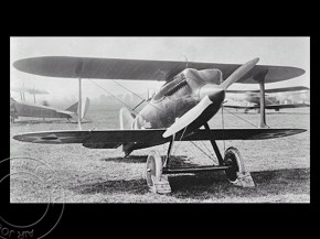 
Histoire de l’aviation – 11 septembre 1923. Le pilote Sanderson se lance un nouveau défi en ce mardi 11 septembre 1923, 