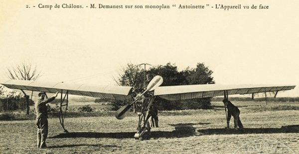 Histoire de l’aviation – 19 février 1909. La société d’aviation française Antoinette, qui a mis au point l’Antoinette 