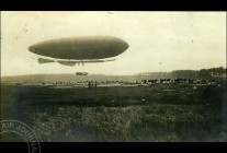 


Histoire de l’aviation – 12 septembre 1908. Soixante-deux minutes et quinze secondes, voilà le temps pendant lequel aura 