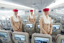 
Emirates, la compagnie aérienne de Dubaï, est à la recherche de candidats pour rejoindre ses équipages de cabine, hôtesses e