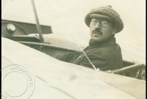 
Histoire de l’aviation – 20 octobre 1911. Breveté pilote depuis seulement quelques mois, ayant obtenu le fameux sésame des