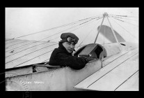 
Histoire de l’aviation – 20 septembre 1913. Ayant lieu autour de la capitale de Grande-Bretagne, le derby de Londres débute