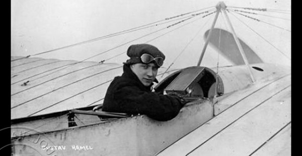 
Histoire de l’aviation – 20 septembre 1913. Ayant lieu autour de la capitale de Grande-Bretagne, le derby de Londres débute