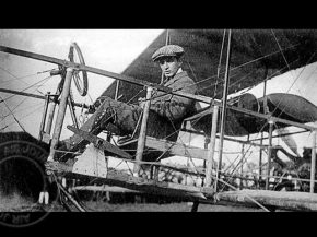 
Histoire de l’aviation – 3 décembre 1913. Le pilote franco-péruvien Juan Bielovucic est au cœur de l’actualité aérona