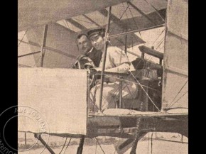 
Histoire de l’aviation – 8 juillet 1908. En ce 8 juillet 1908, une grande première a lieu en matière d’aviation : un p