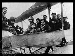 Histoire de l’aviation – 23 mars 1911. En ce jeudi 23 mars 1911, un nouveau record du monde est établi, à savoir celui du 