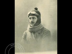 
Histoire de l’aviation – 28 novembre 1912. Comparaissant devant la justice en ce jeudi 28 novembre 1912, le pilote Lucien D