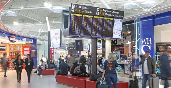 
Le trafic mondial de passagers est revenu en juillet aux trois quarts de son niveau du même mois de 2019, avant la pandémie de 