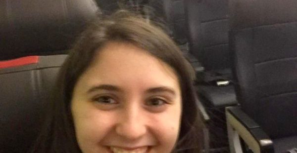 Beth VerSteeg, une jeune Américaine, s est retrouvée seule passagère à bord d un vol qui reliait le 2 janvier Rochester (New Y