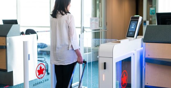 
Air Canada déploie une technologie de reconnaissance faciale à l embarquement pour les vols intérieurs, devenant ainsi la prem