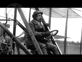 
Histoire de l’aviation – 16 octobre 1908. Une grande première a lieu en Grande-Bretagne en ce vendredi 16 octobre 1908, da