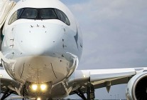 
Cathay Pacific a annoncé aujourd hui que sa flotte d Airbus A350 reprendrait les vols d ici le 7 septembre, après avoir immobil