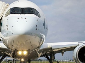 
Cathay Pacific a annoncé aujourd hui que sa flotte d Airbus A350 reprendrait les vols d ici le 7 septembre, après avoir immobil