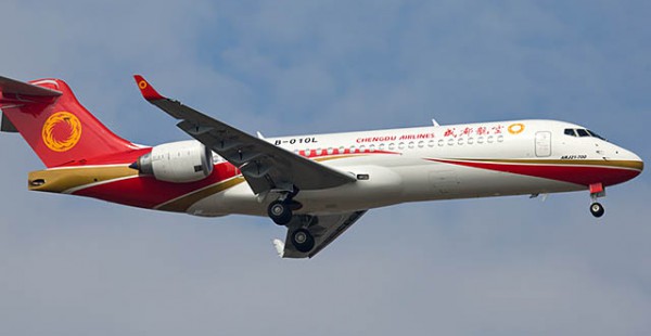 
Le premier avion à réaction régional développé en Chine, l ARJ21, a effectué mardi avec succès son premier vol à ultra ha