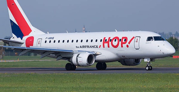La compagnie aérienne Air France a relancé depuis Paris des vols vers Lorient et Houston, deux des liaisons suspendues par la pa