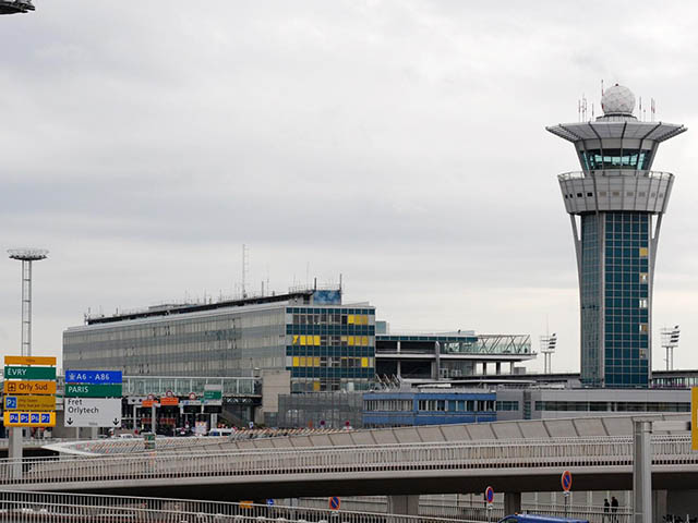 Paris-Orly : Ryanair et Volotea obtiennent des créneaux pour opérer des vols en 2025 1 Air Journal