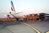 
Air France va quitter l aéroport Strasbourg-Entzheim à compter du 30 mars 2025, supprimant alors sa dernière liaison au dépar