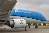 
Une personne est décédée hier, 29 mai, après avoir été aspiré par un moteur d un avion Embraer E190 de KLM Cityhopper qui 