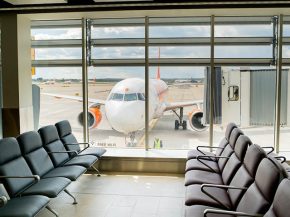 
EasyJet va annuler plus de 200 vols au cours des dix prochains jours en raison de perturbations dans les aéroports britanniques 